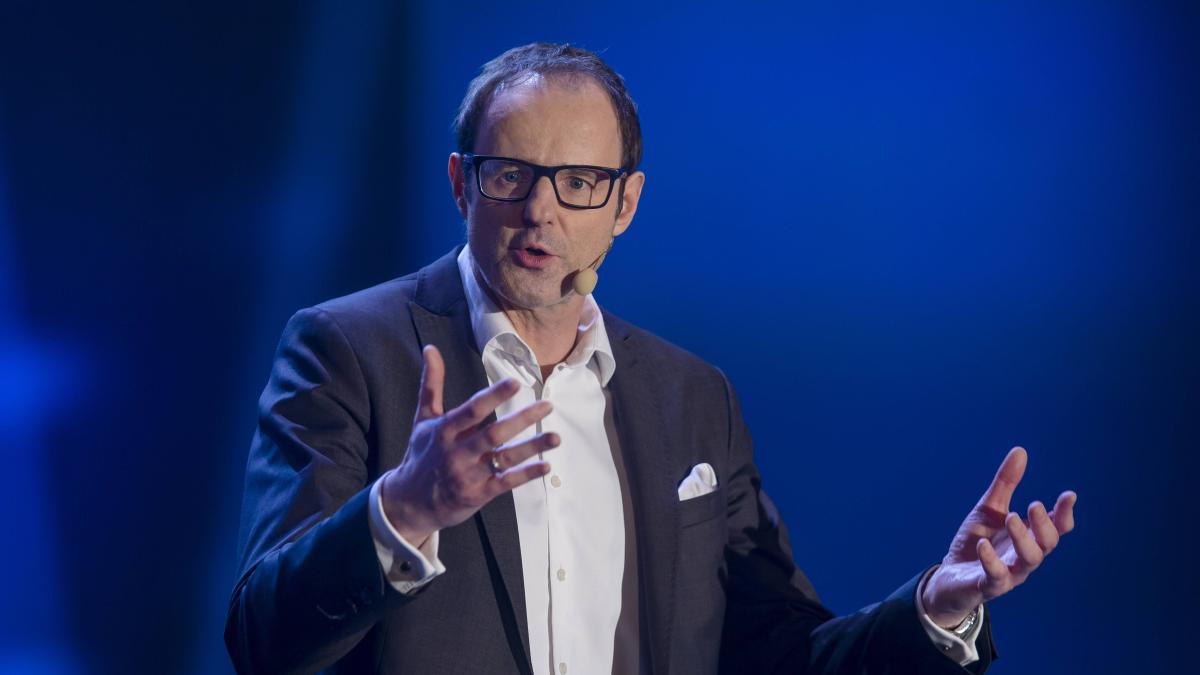 Will-nicht-M-rtyrer-der-B-rgerlichen-werden-Deshalb-beendet-Comedian-Vince-Eberts-seine-Karriere