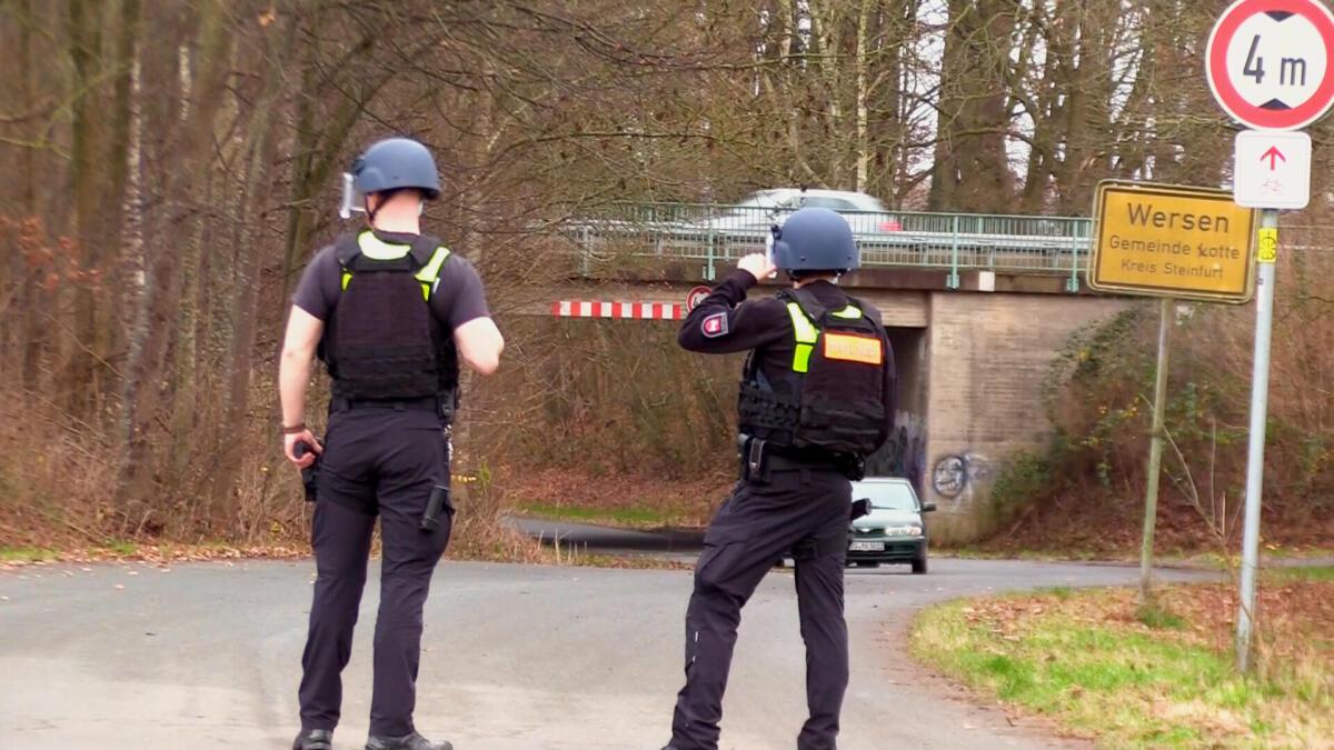 SEK-Einsatz-bei-Privatschule-in-Lotte-NRW-