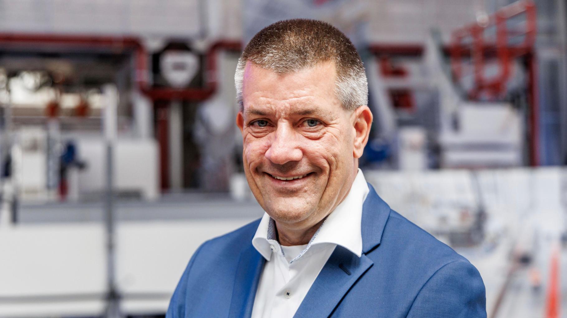 Von Airbus zur Meyer Werft: Dr. André Walter übernimmt Chefposten von Bernd Eikens