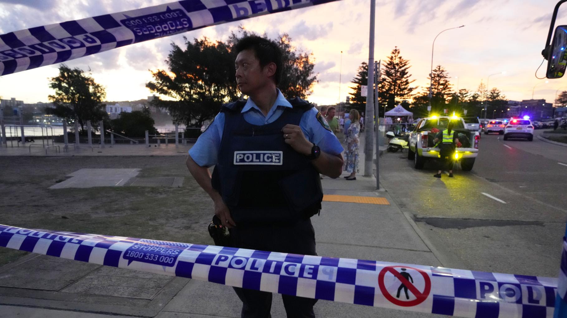 An weltberühmtem Bondi Beach fallen Schüsse: Tote und Verletzte auf jüdischem Chanukka-Fest