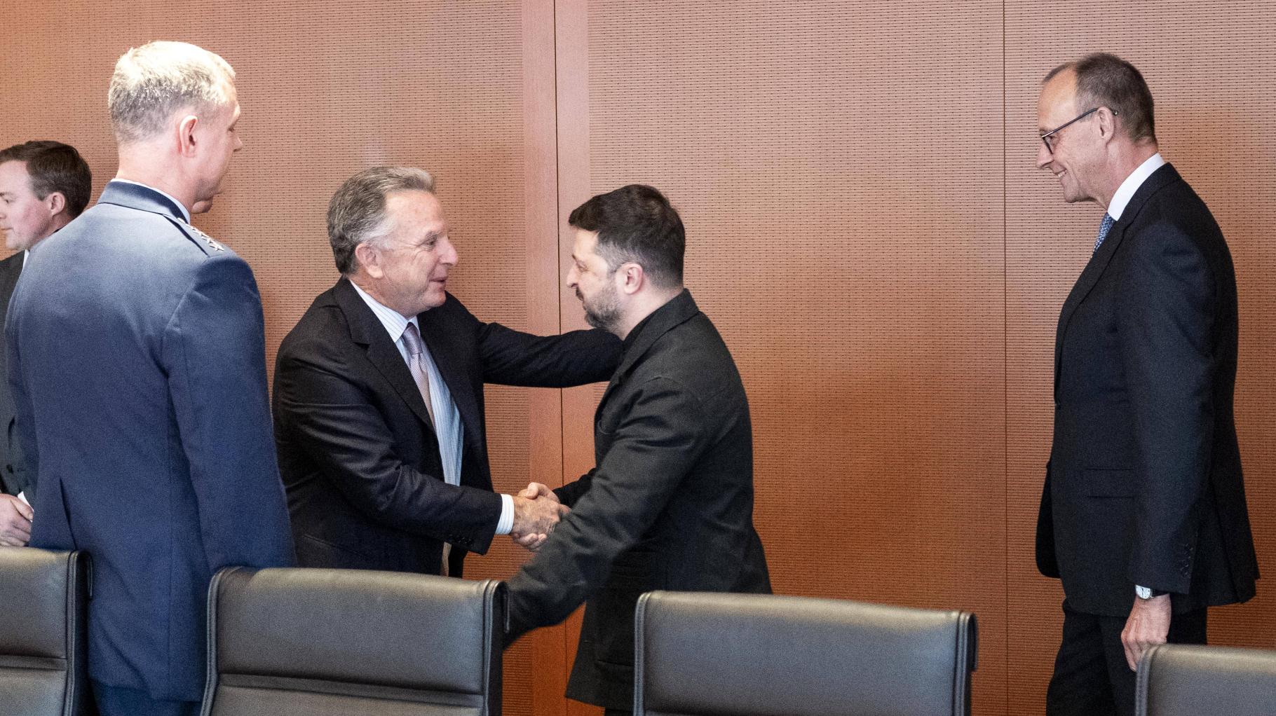 Selenskyj verlässt Kanzleramt nach Ukraine-Gesprächen – wie es jetzt weitergeht