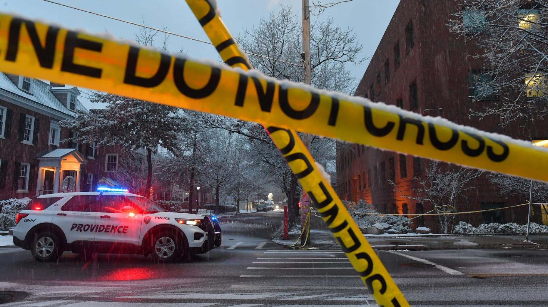 Nach tödlichen Schüssen an US-Elite-Uni: Festgenommene Person kommt wieder frei