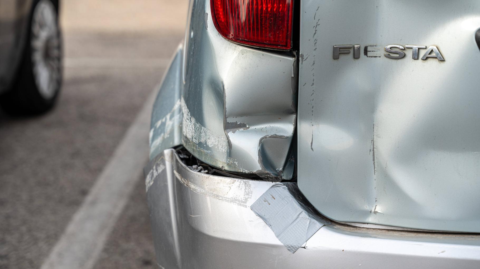 Neue Unfallstatistik: Diese Fahrfehler machen Jüngere und Senioren am häufigsten