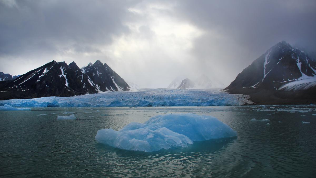 Hoheit-im-Eis-Norwegen-Russland-und-der-Kampf-um-Spitzbergen