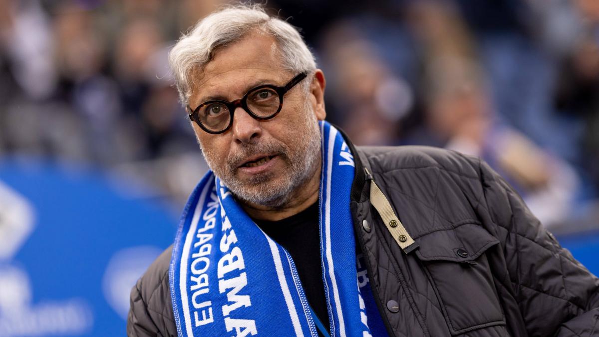 -Dreckiger-verfluchter-Nazi-Ex-Nationalspieler-Hartwig-kommen-live-im-TV-die-Tr-nen