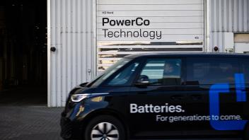 Die VW-Tochter PowerCo eröffnet in Salzgitter ihre erste Gigafabrik. 