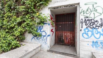 Der Windeckbunker in Bonn. Es kommen aber auch einfache Keller in öffentlichen Gebäuden oder Tiefgaragen als Schutzräume infrage.