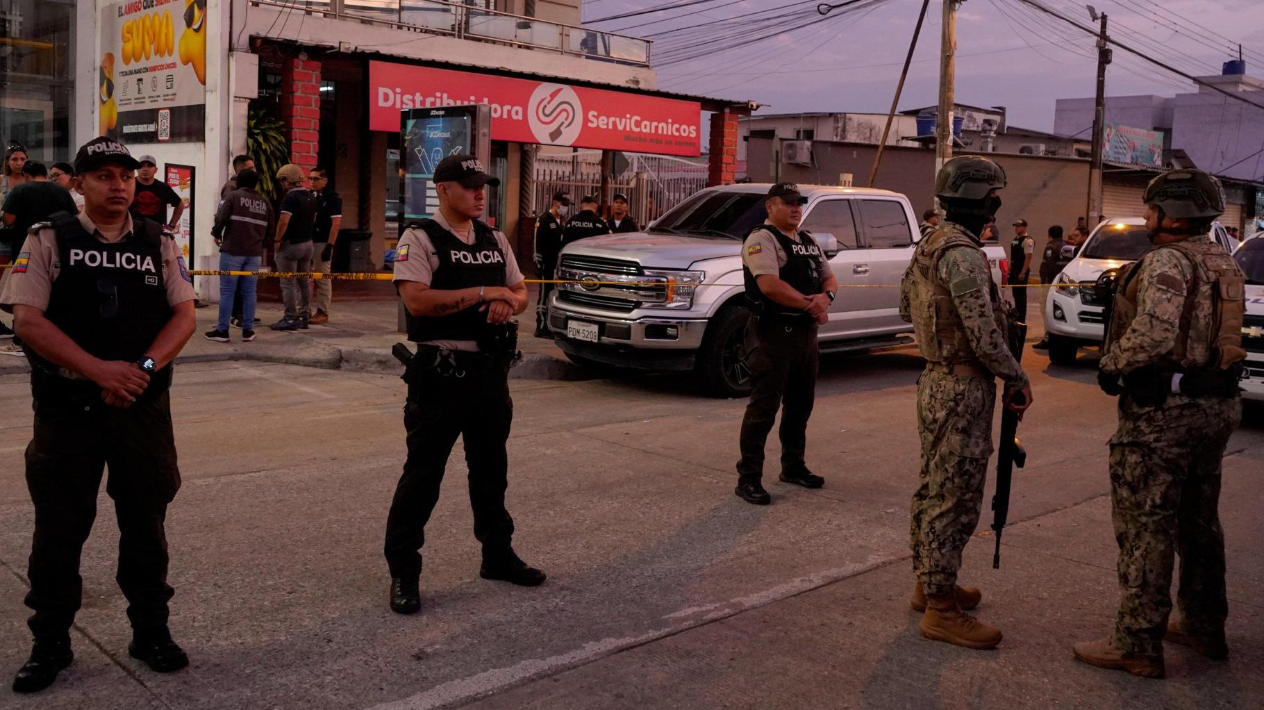 Tödliche Schüsse auf Ex-Nationalspieler: Fußballprofi Pineida stirbt auf offener Straße