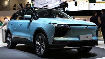 Gumpert Aiways U5 SUV in Geneva International Motor Show GIMS 2019, Gumpert Aiways U5 SUV in Geneva 