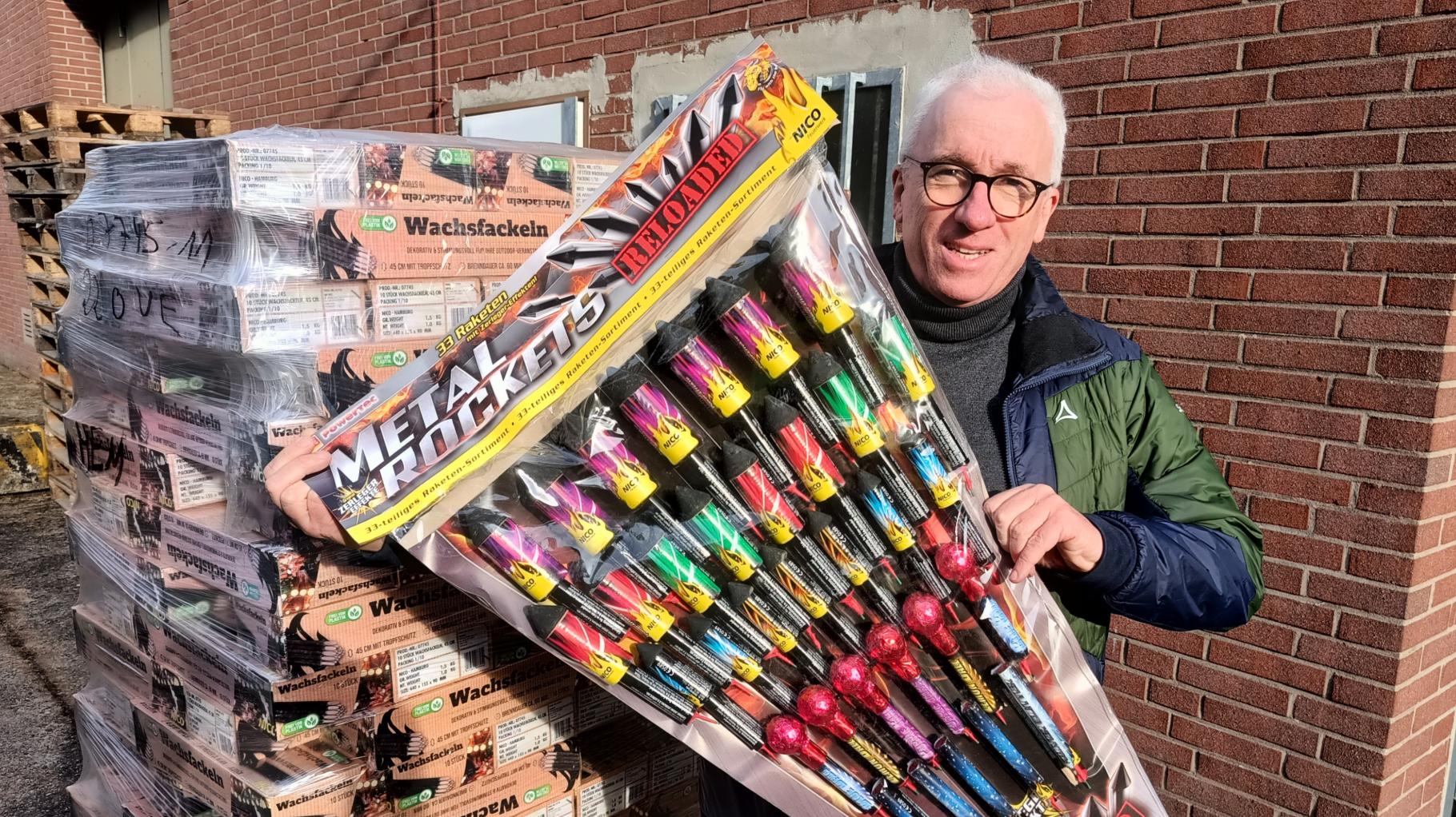 Paradies für Feuerwerker: Christian Kuhlmann aus Bramsche gewährt Blick hinter die Kulissen