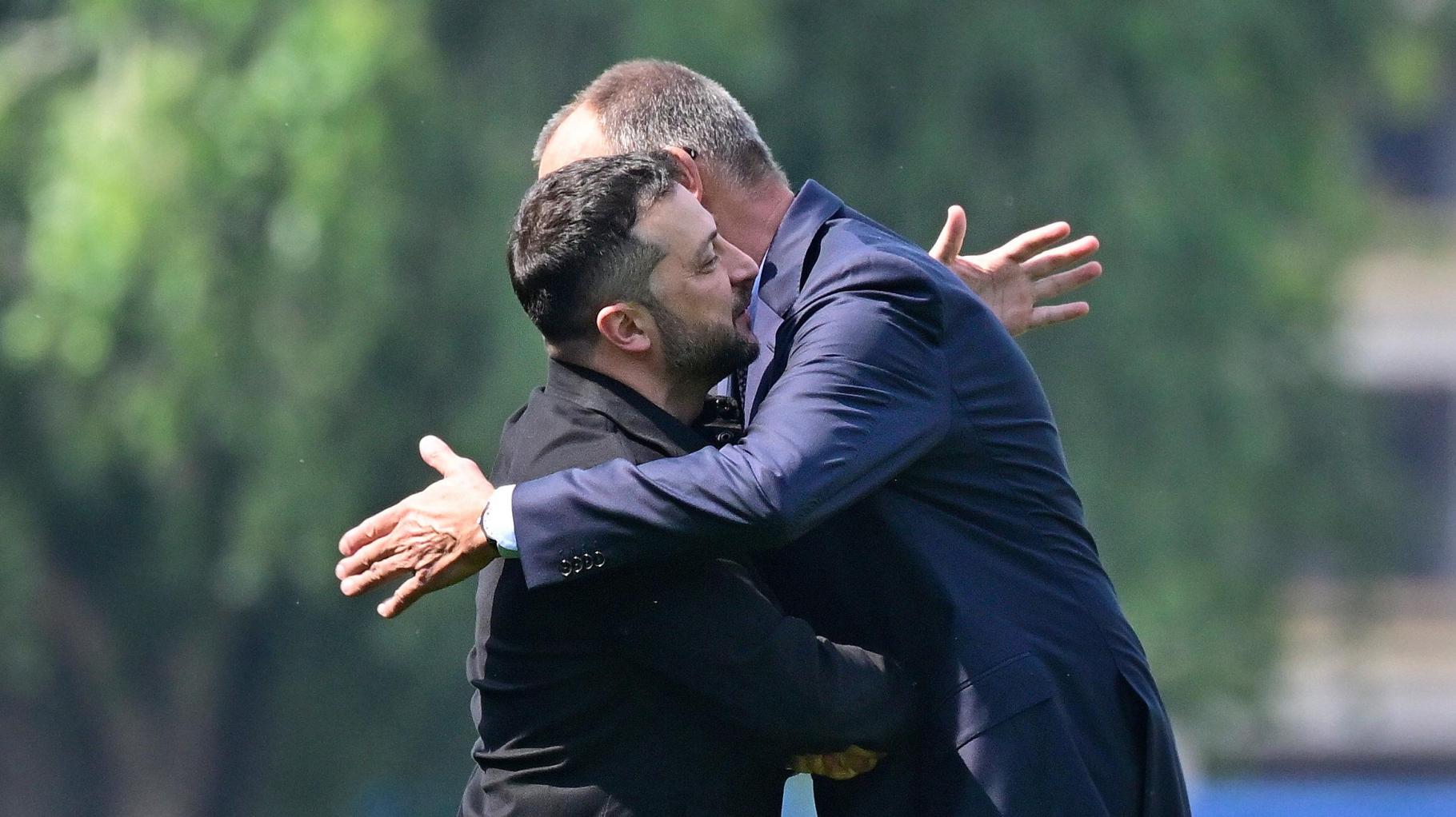 Macron will mit Putin reden, Merz sollte es nicht tun