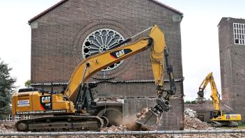 Abriss der St. Johanneskirche hat begonnen *** NUR FÜR REDAKTIONELLE ZWECKE *** EDITORIAL USE ONLY 