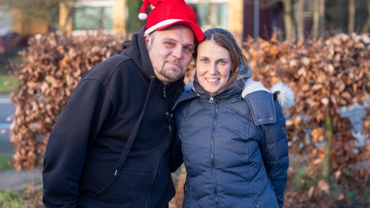 Was ist los auf den Parkplätzen der Autobahn, Wo wollen die reisenden hin haben sie was Besonderes vor und LKW fahrer die die Feiertage auf dem dem Rastplatz verbringen wie ist das fern der Heimat - 24.12.2025 in Osnabrück. Foto: André Havergo ***Stichworte***