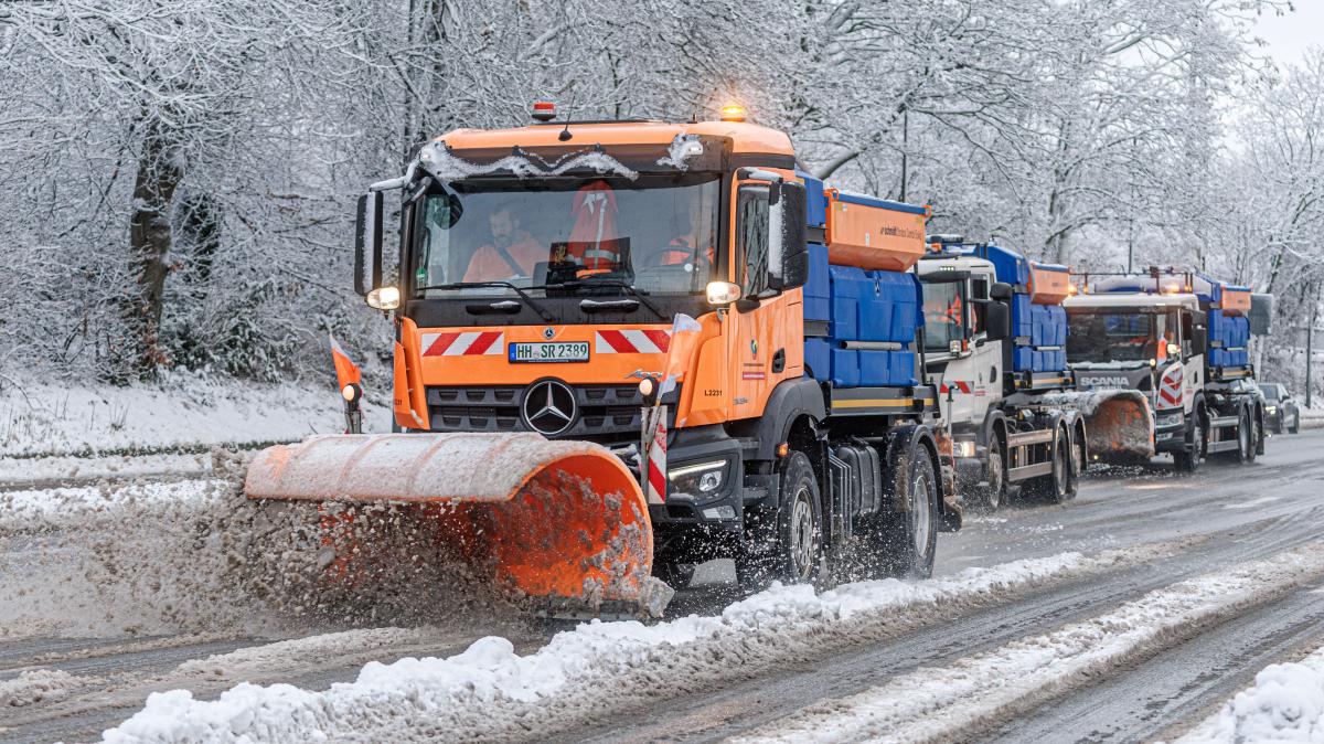 Massive disruptions: Winter weather paralyzes local public transport in ...