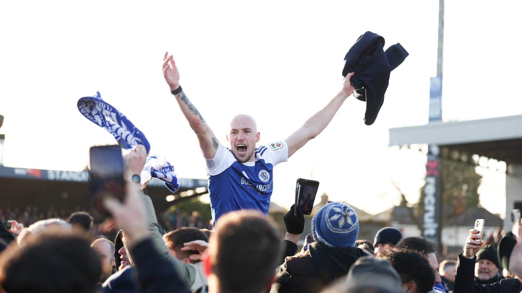 Pokalsensation in England: Sechstligist wirft Titelverteidiger Crystal Palace raus