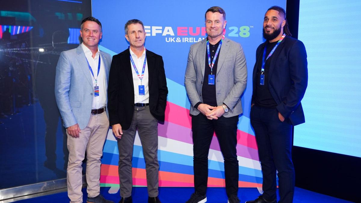 Harter-Nazi-Vergleich-Irlands-Rekordtorwart-sorgt-f-r-Eklat