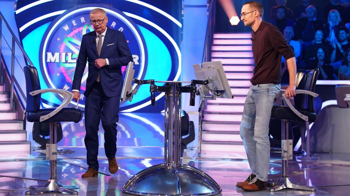 -Wer-wird-Million-r-Kandidat-setzt-sich-auf-Jauchs-Stuhl-so-reagiert-der-Moderator