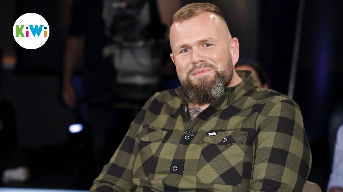 Warum-m-gen-Kinder-keinen-Kaffee-Mit-Monchi-von-Feine-Sahne-Fischfilet