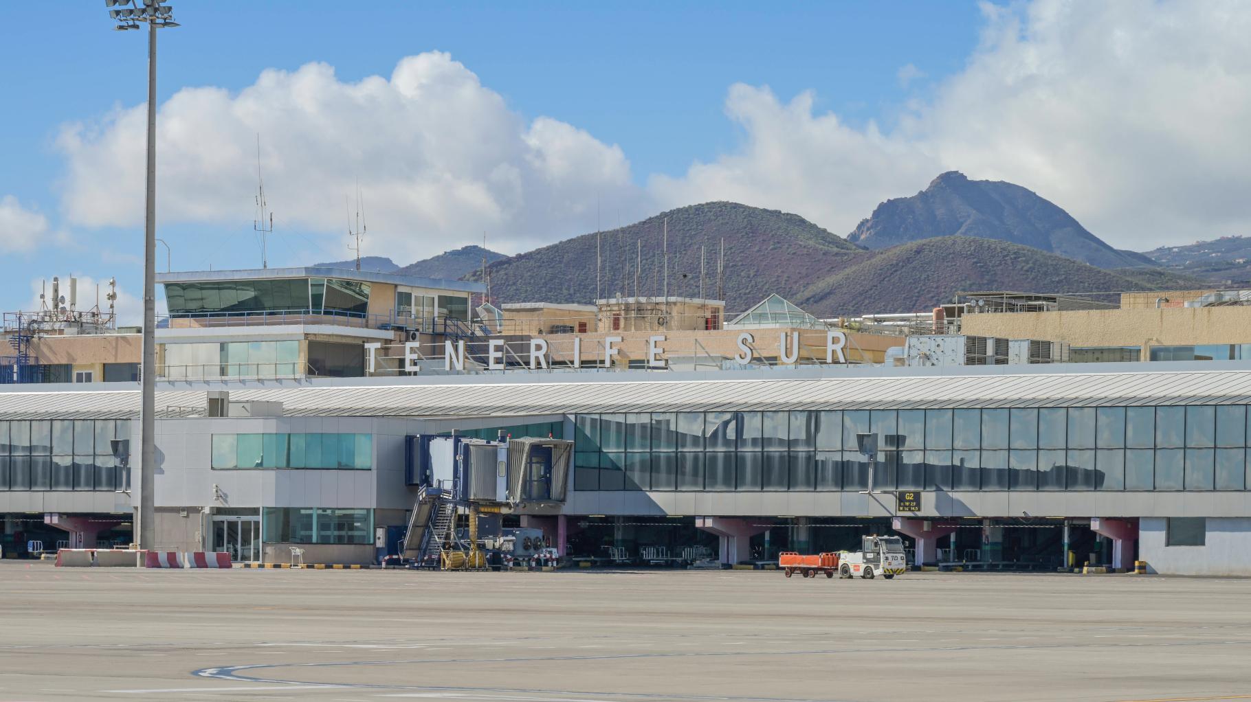 Bizarrer Vorfall auf Teneriffa: Mann versucht, tote Ehefrau mit ins Flugzeug zu nehmen