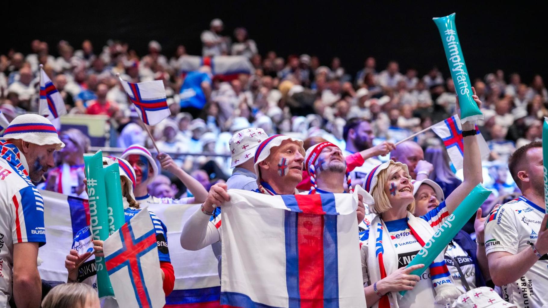 Großfamilie feiert historischen Handball-Sieg für Färöer
