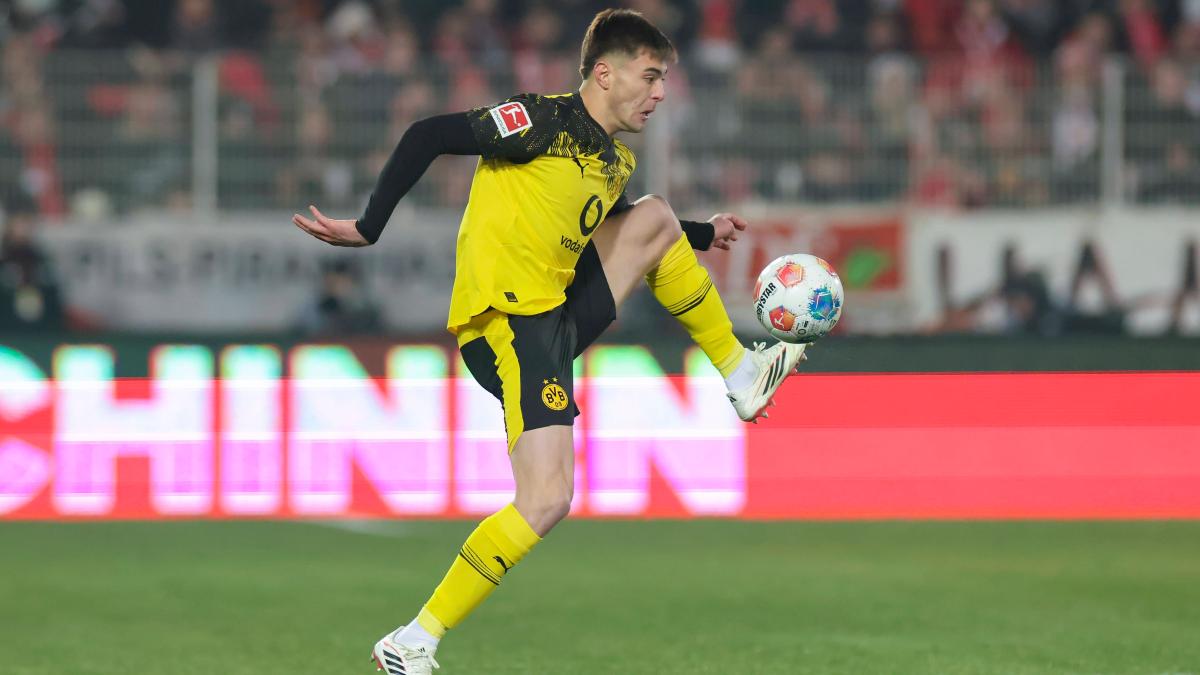 R-ckkehr-nach-England-Chelsea-will-offenbar-Anselmino-vom-BVB-zur-ck