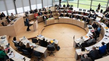 Der schleswig-holsteinische Landtag erklärt sich solidarisch mit Grönland und Dänemark. 