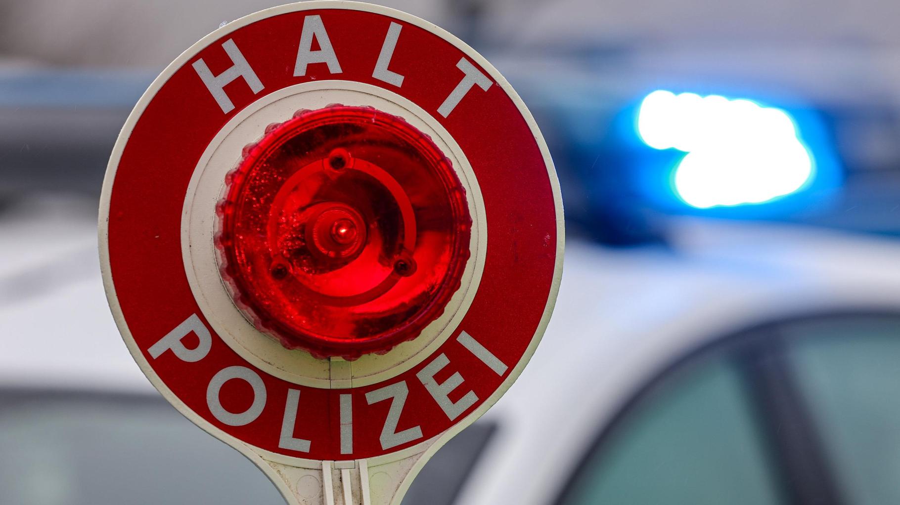 Mit 178 km/h bei Schnee durch die Baustelle: Polizei stoppt Raser auf der A1