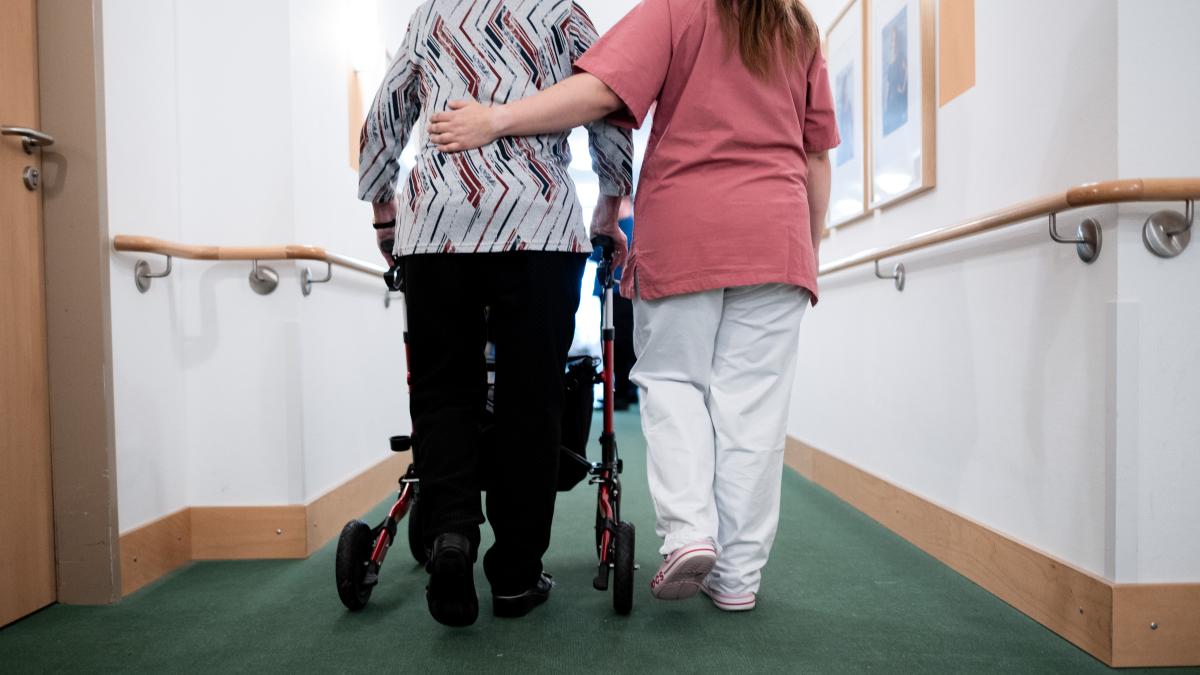 Pflegeheime-werden-immer-teurer-Was-tun-wenn-man-sie-sich-nicht-leisten-kann-