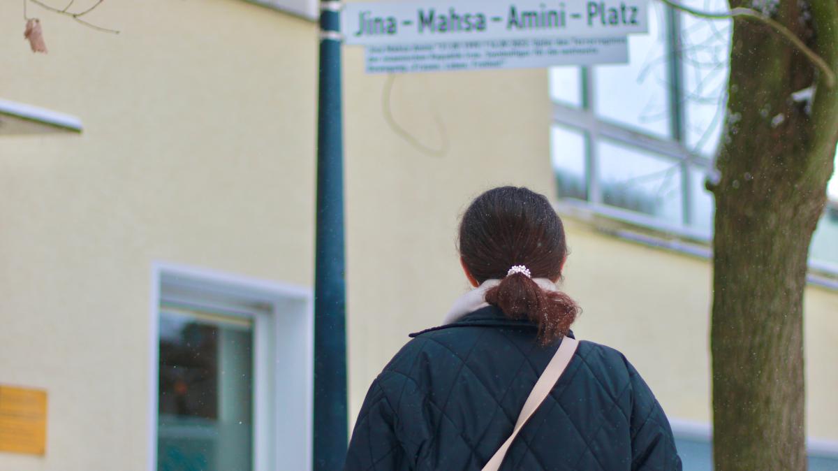 Fear for Iran: Osnabrück students experience protests from afar