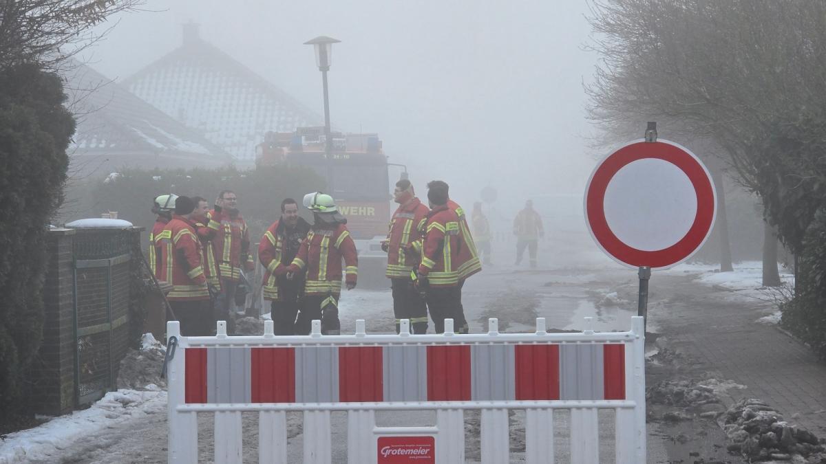 Ausgelaufenes-Motor-l-kontaminiert-Klitzenbach-und-R-ckhaltebecken-in-Badbergen