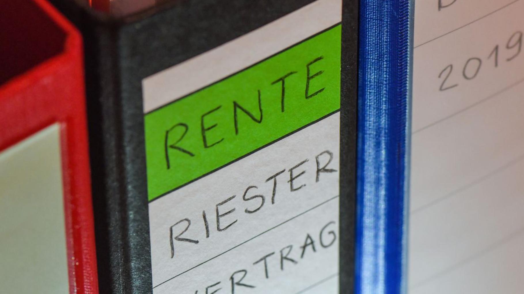 Riester-Rente im Check: Warum viele Sparer laut Experten trotz Förderung real Geld verlieren