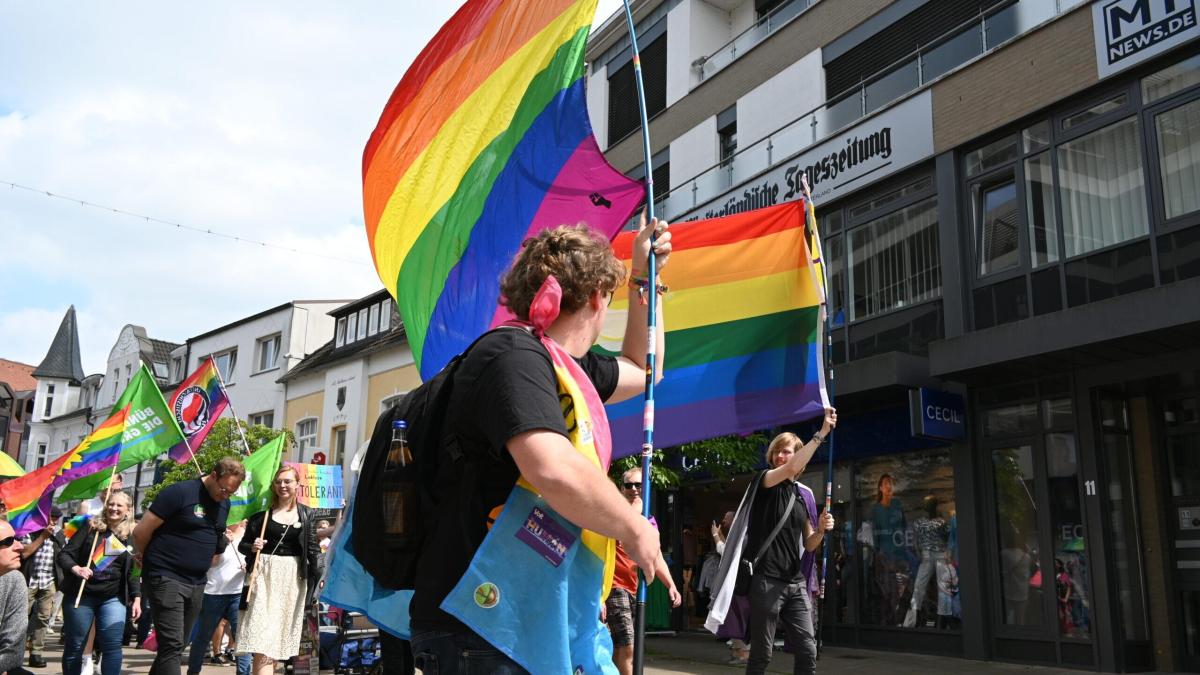 Cloppenburg Pride: Another cancellation threatens - | volunteers wanted