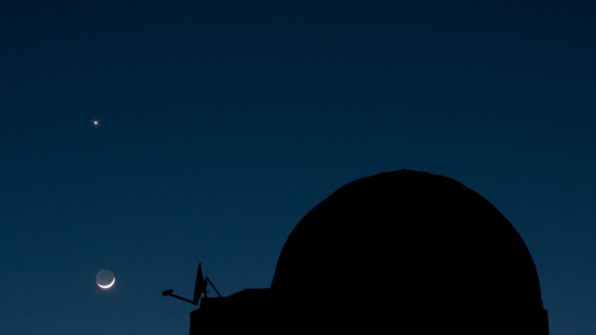 Natural spectacle over Schleswig-Holstein: Venus and crescent moon shine ...