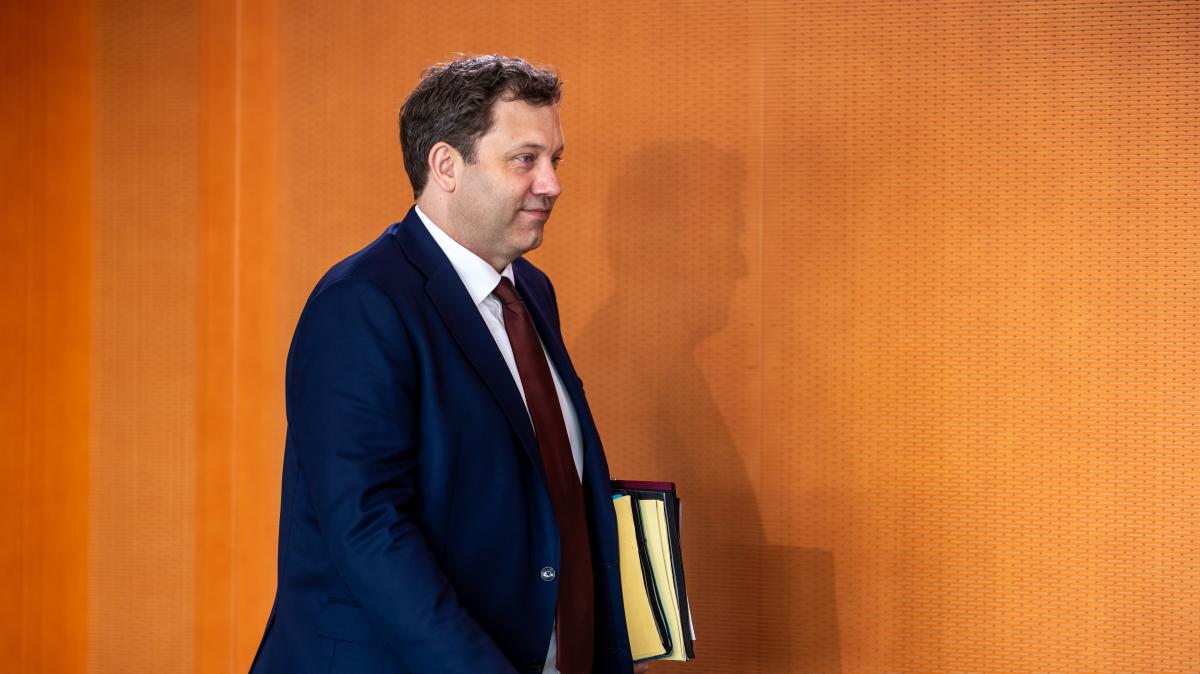 Klingbeil plant Abschaffung des Ehegattensplittings - der Grund