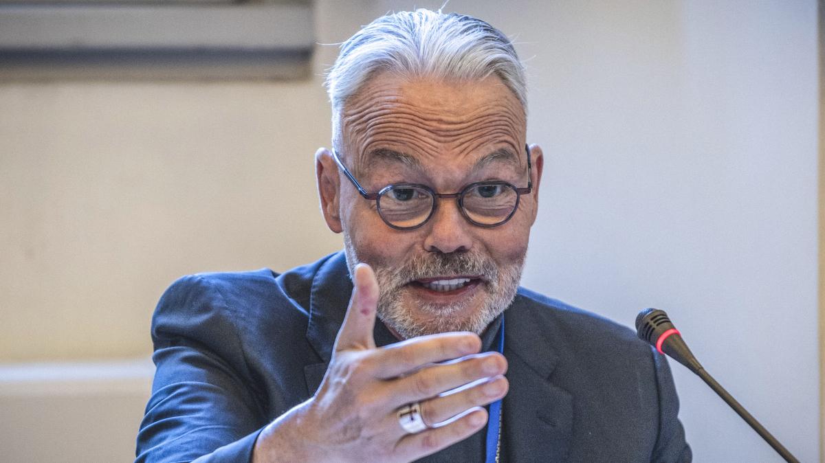 Tebartz-van Elst bei einem Interview