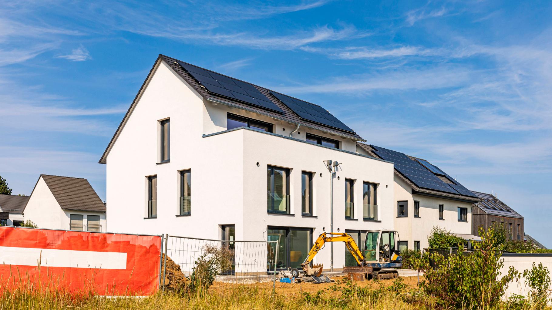 Experten erklären: Warum man auf Baugenehmigungen oft jahrelang warten muss