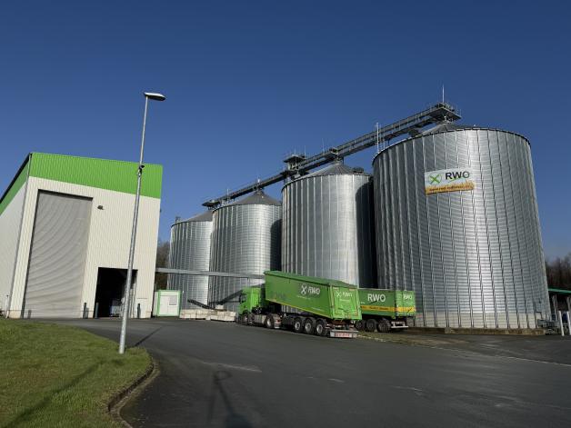 Dngerpreis in Osnabrck steigt: Was sagen Hndler und Landwirte?