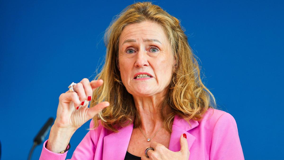 Krisenprämie: Keine 1000 Euro für Schleswig-Holsteins Bedienstete? Silke Schneider mauert