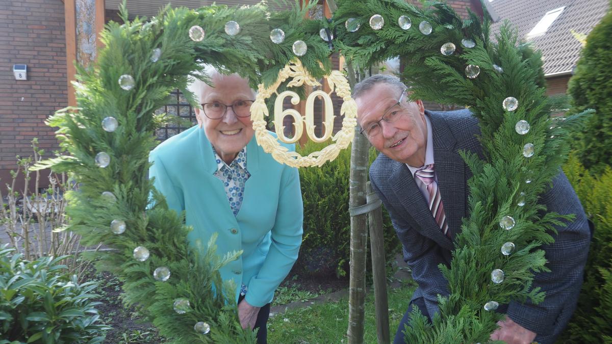 Diamond wedding anniversary: ​​Couple from Tornesch celebrates 60 years of ...