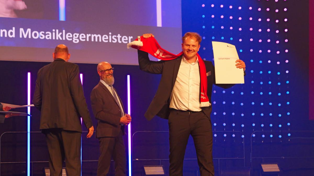 Handwerkskammer Oldenburg feiert 535 neue Meister