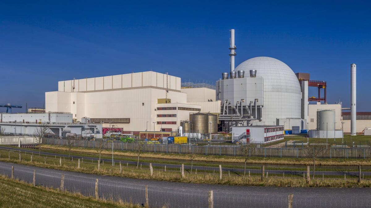Castor transport begins: Nuclear waste from Sellafield to Brokdorf