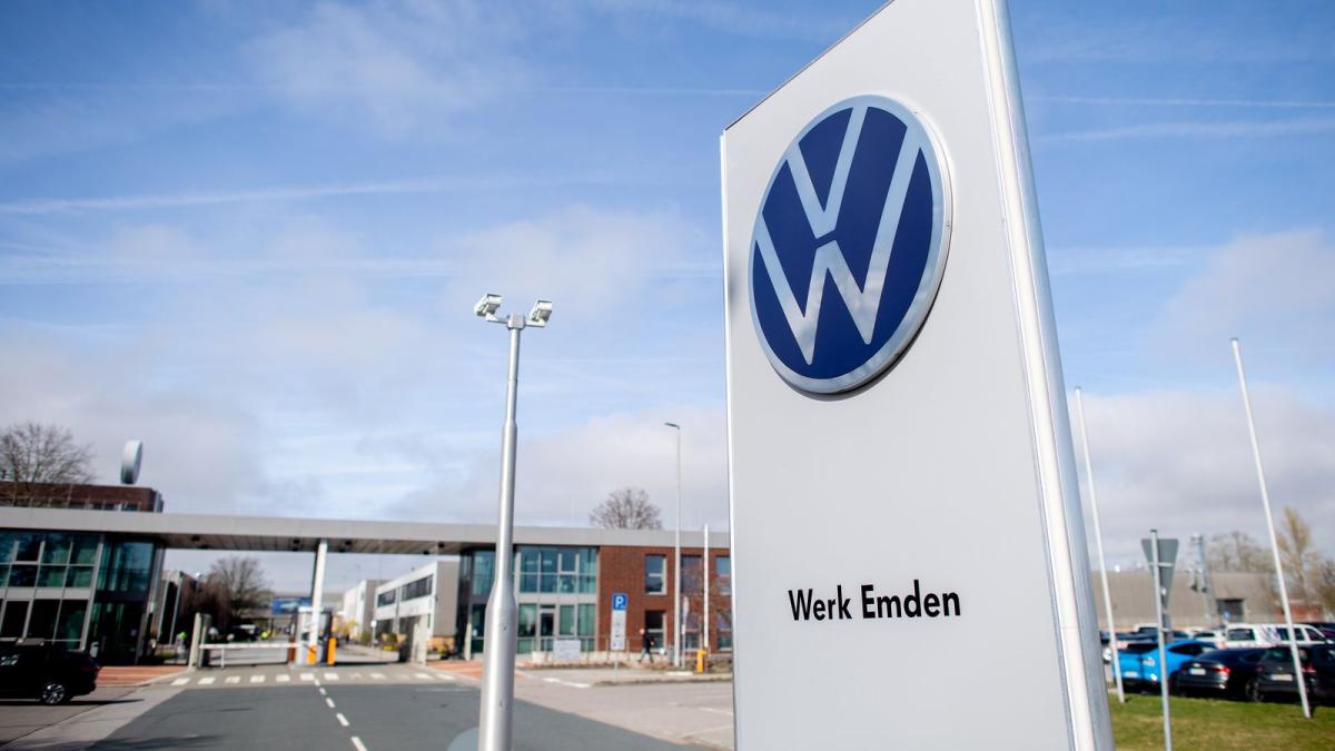 Report: 100,000 jobs threatened at VW - | this is how IG Metall is ...