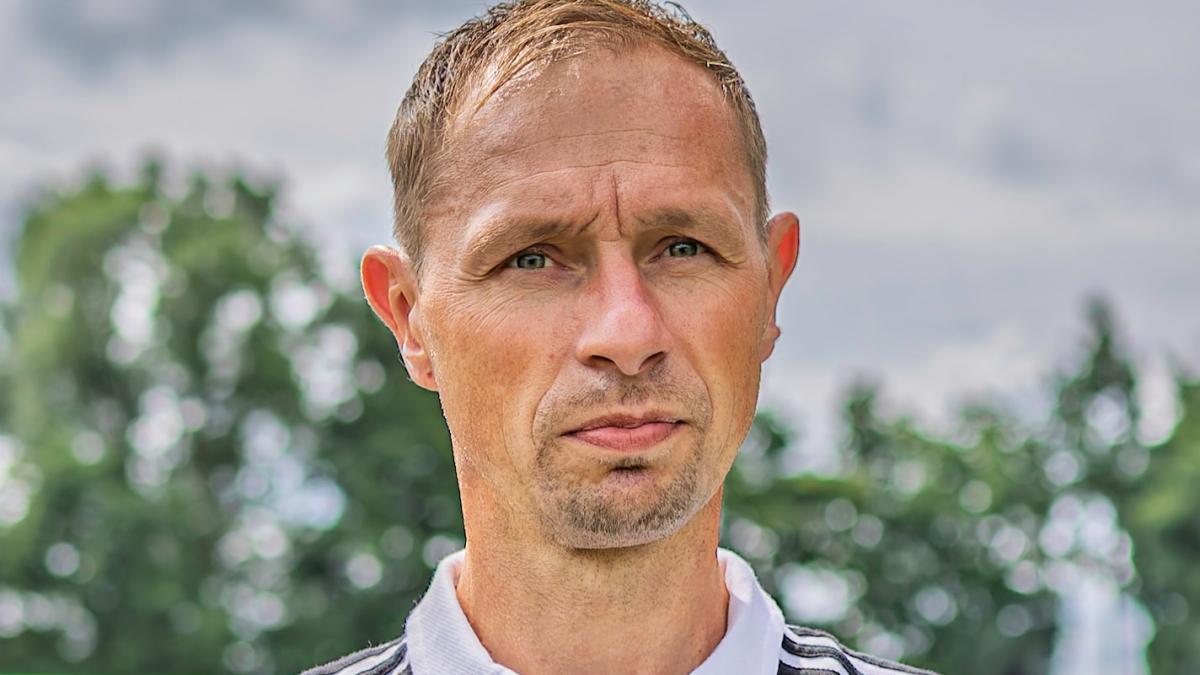 SG Ems-Dollart loses 0:5 - | Bitter farewell for Lübbers