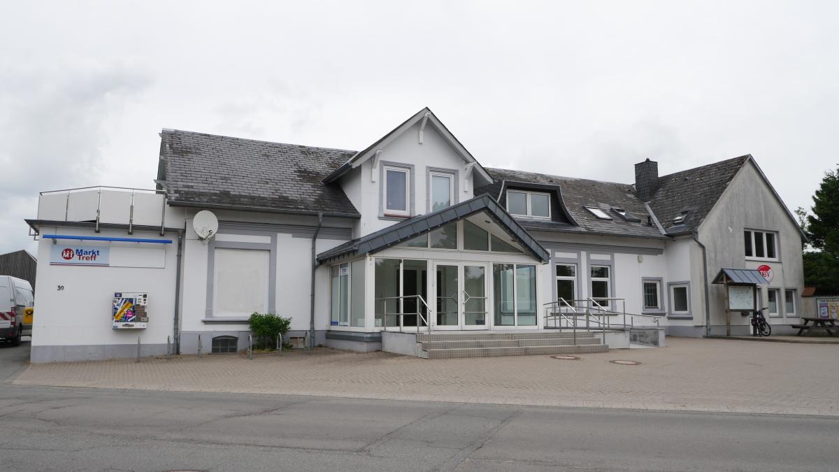 Vacancy: Municipality of Großsolt wants to sell market hall building
