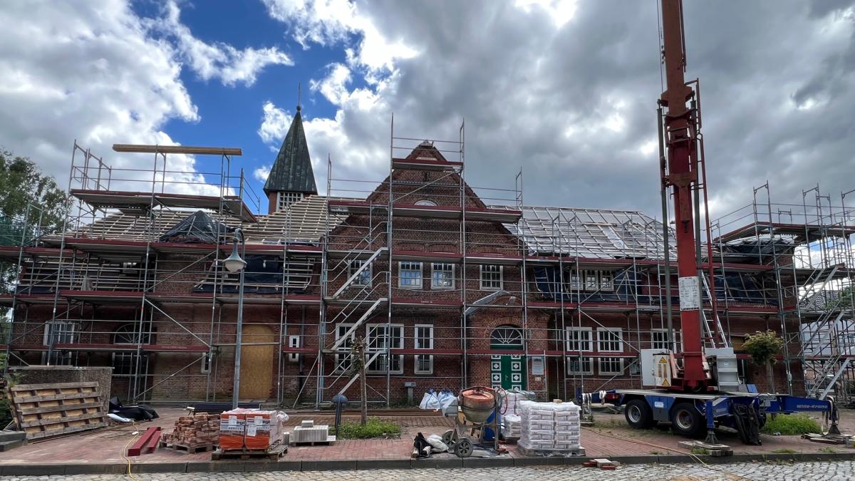 Glücksburg Cultural Train Station: How the renovation will proceed until ...