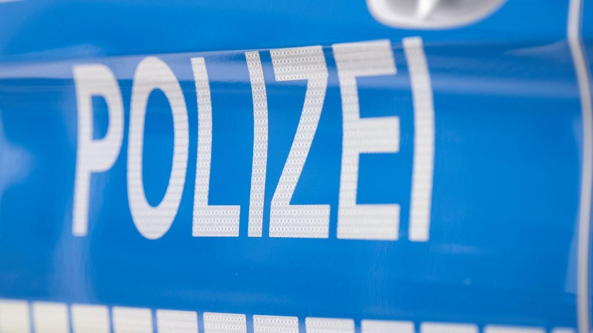 Herford district: 48-year-old crushed between excavator and house wall