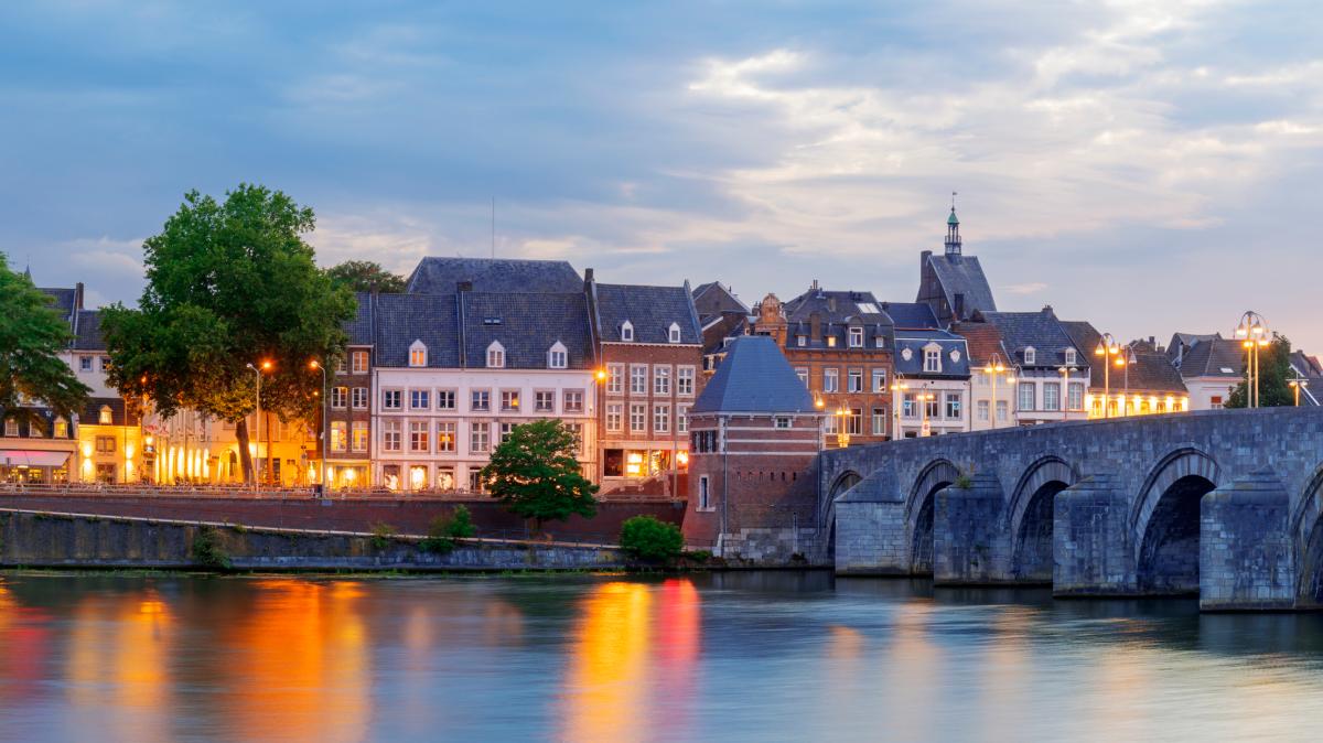 Maastricht-Lebensfreude-im-Dreil-ndereck