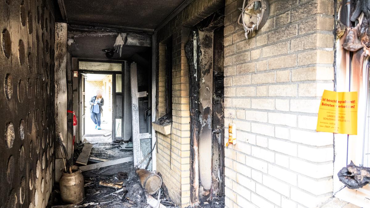 Debris field after explosion in Kropp: House completely destroyed