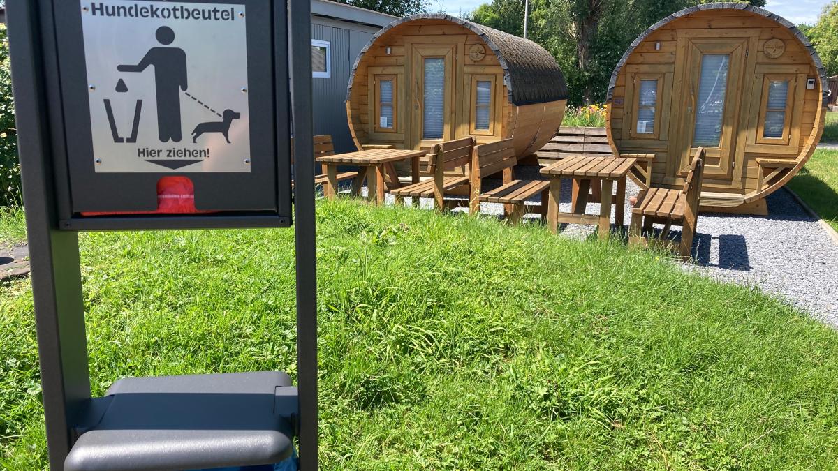 New waste management concept: Weener installs 26 trash cans