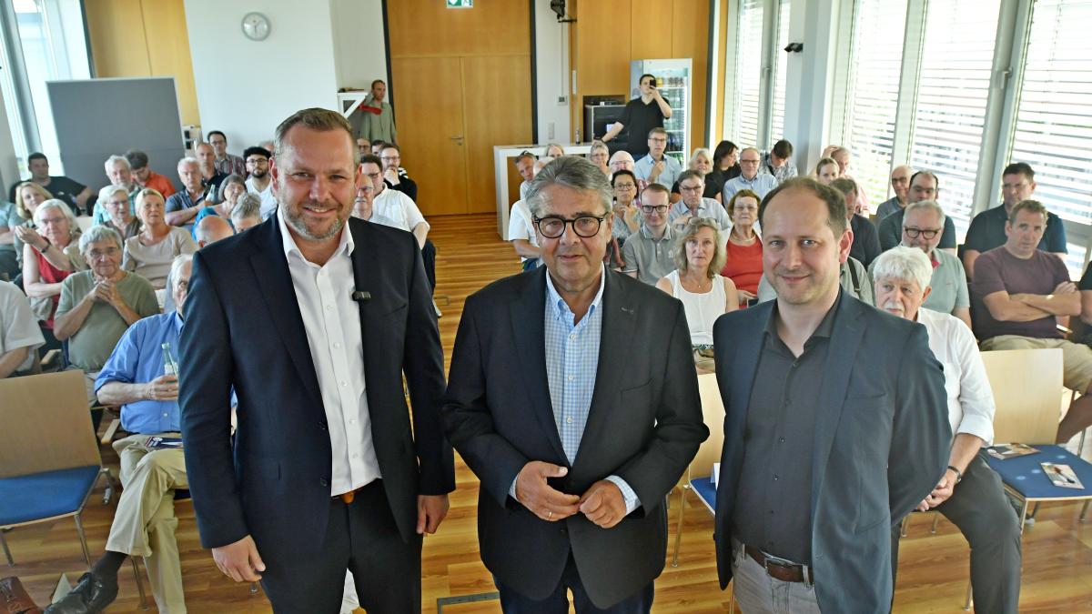 Rüstungsproduktion in Osnabrück – was Sigmar Gabriel davon hält